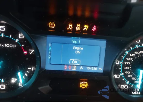 2015 Ford Explorer z USA, uszkodzony, nr VIN 1FM5K8B82FGB28706